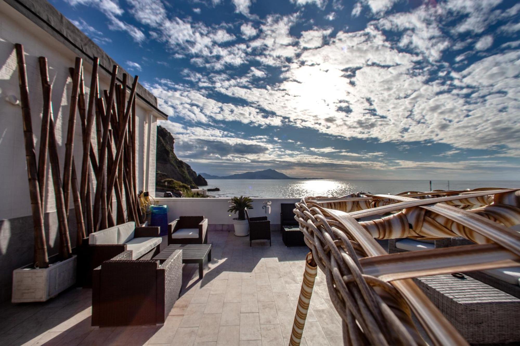 Mh Suites Rooms Apartments Bacoli Exterior foto