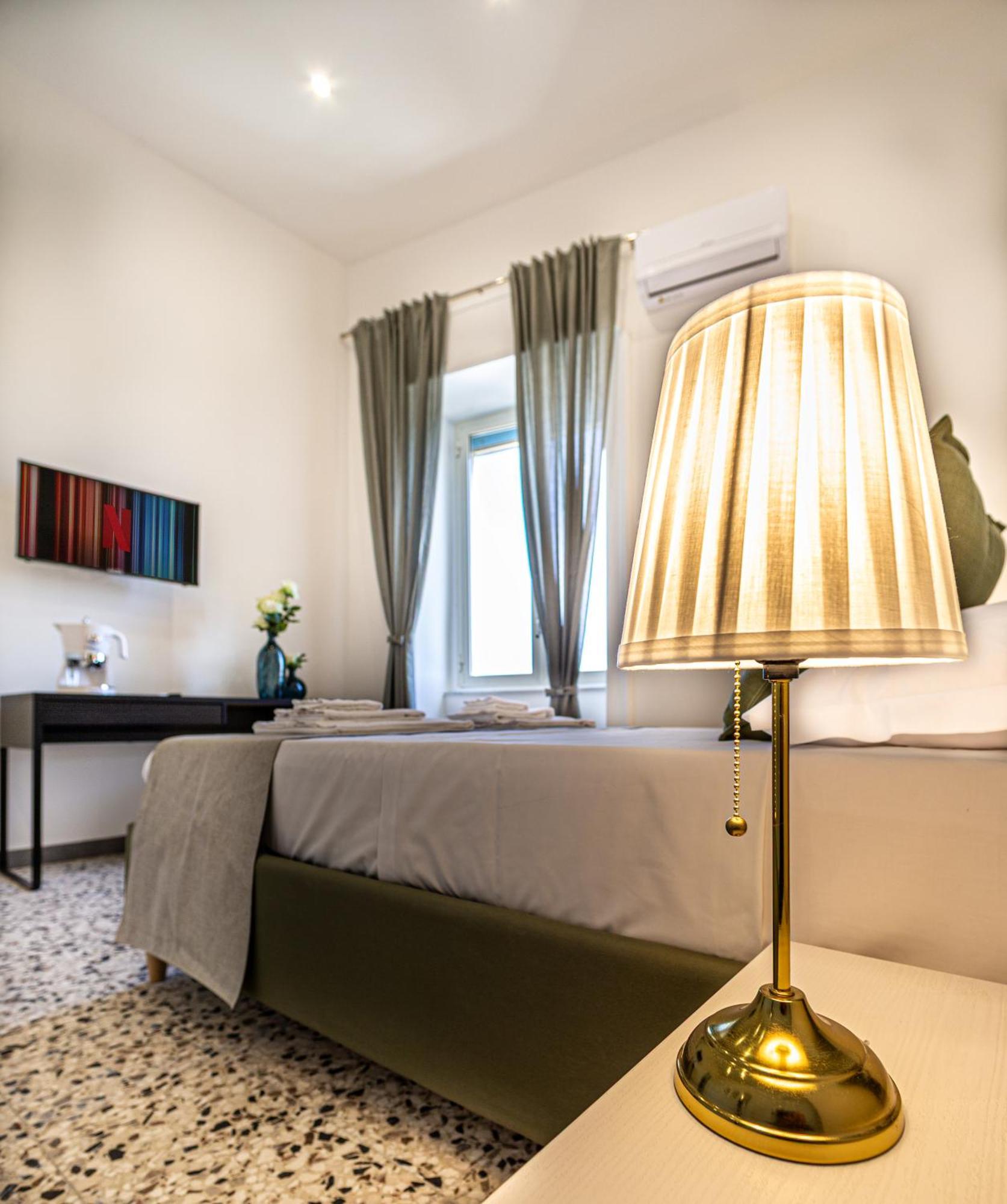 Mh Suites Rooms Apartments Bacoli Exterior foto